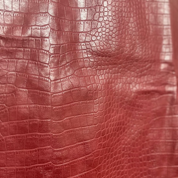 Primark leather look skirt - Picture 2 of 4